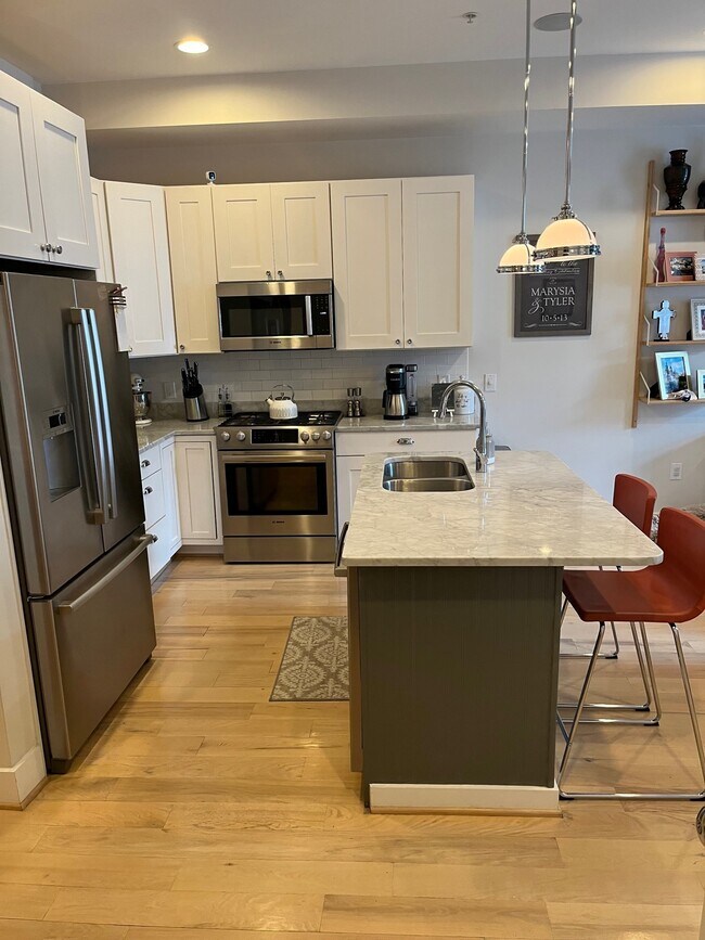 Kitchen - 3612 10th St NW