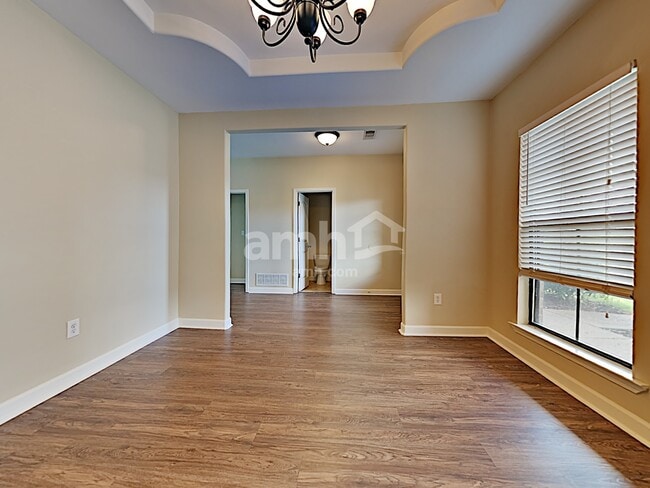 Building Photo - 6329 Asbury Pl
