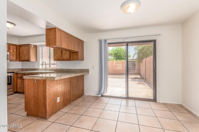 Foto del edificio - 13627 N Hamilton Dr