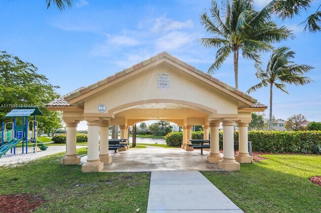 Foto del edificio - 2281 NW 171st Terrace