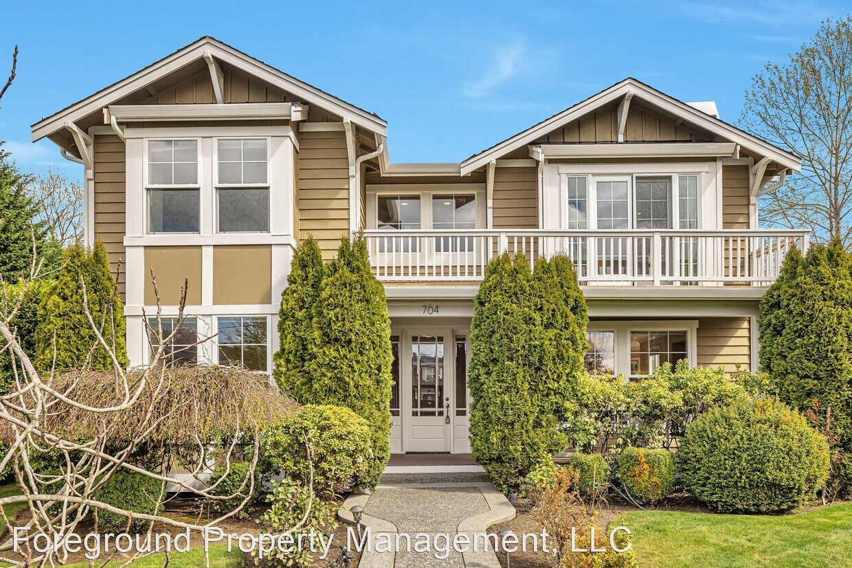Primary Photo - 4 br, 2.5 bath House - 704 16th Ave W