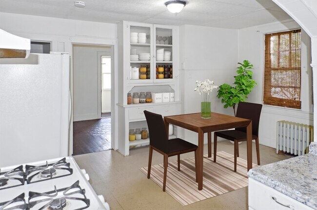 Foto del edificio - 263 Centre Ave