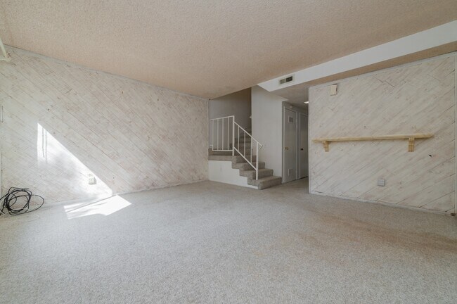 Photo - 2533 Colgate Way Apartment