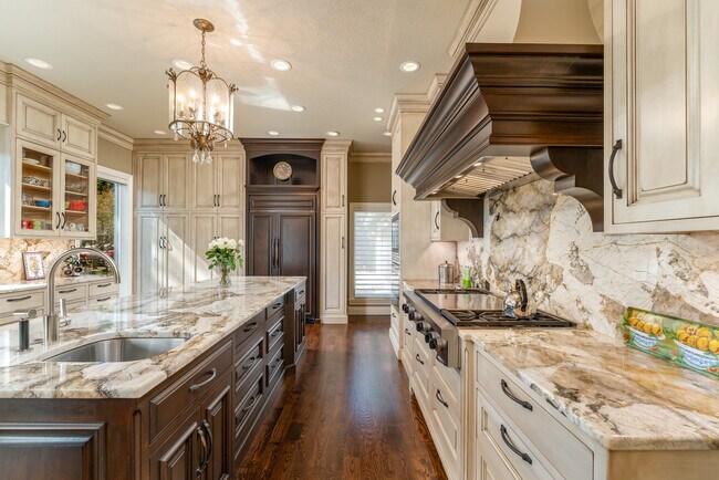 Foto del edificio - 2744 SW Sherwood Dr