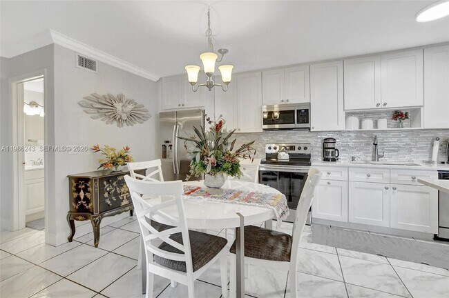 Foto del edificio - 588 Trace Cir