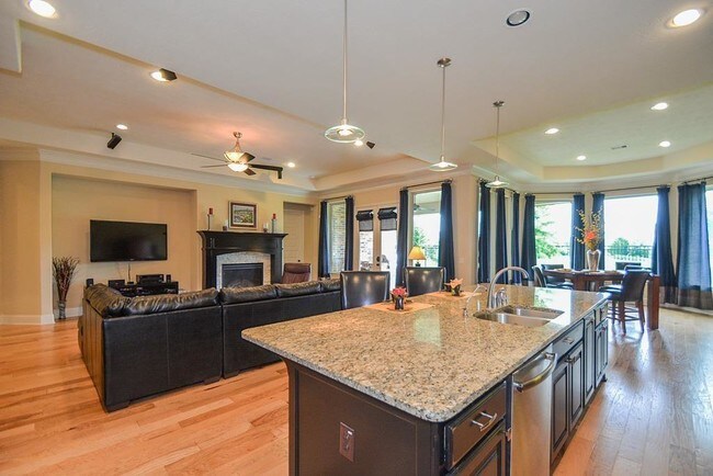 Foto del edificio - 17818 Hayward Hill Dr