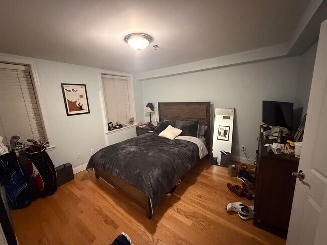 Foto del edificio - 528 Garden St