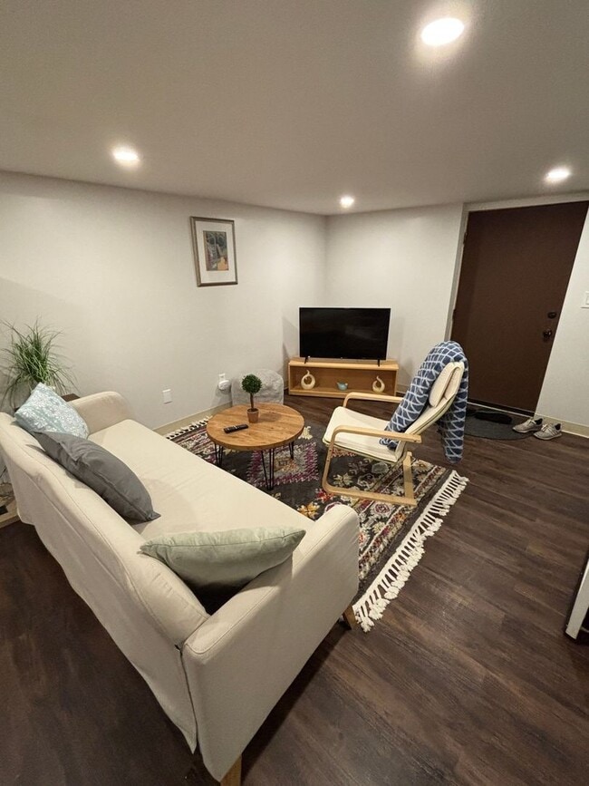 Building Photo - 8316 49th Ave S