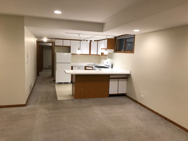 Foto del edificio - 3249 N Seminary Ave