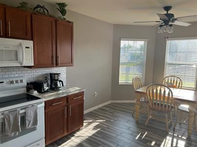 Building Photo - Beautiful 3BR Home with Lanai & Community ...