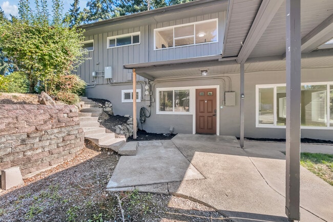 Building Photo - 623 108th Avenue Ct E