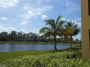 Building Photo - 9735 Acqua Ct