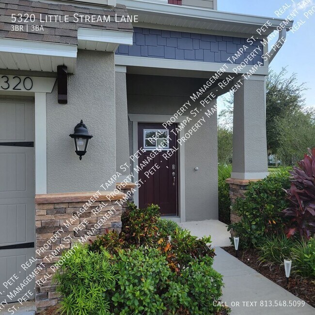 Foto del edificio - BEAUTIFUL WESLEY CHAPEL HOME