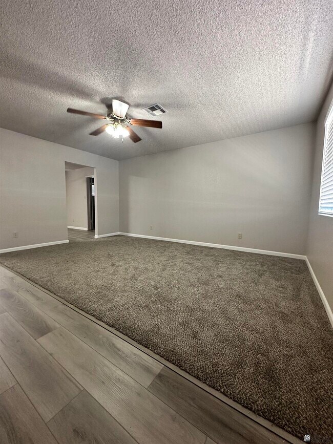 Foto del edificio - 4657 W 21st Ln
