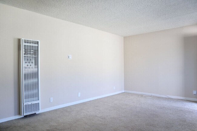 Building Photo - 33947 13th St, Union City (Decoto)