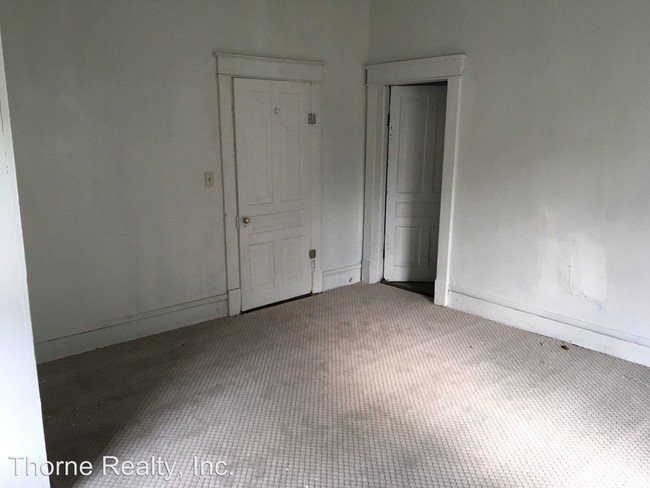 Building Photo - 3 br, 1.5 bath House - 807 Pender Street