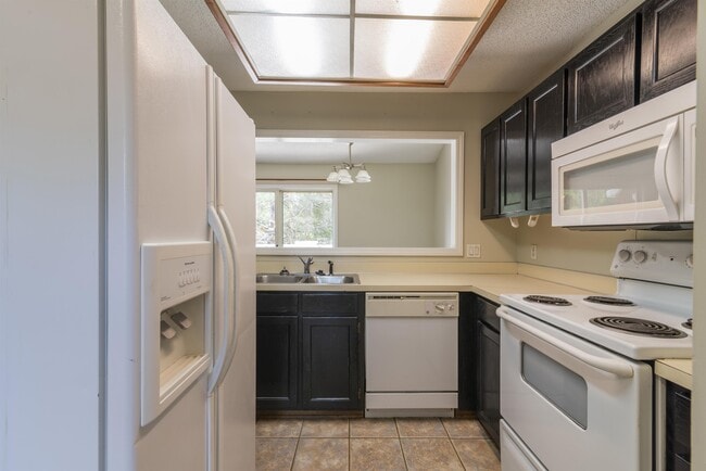Building Photo - 5626 Amity Springs Dr