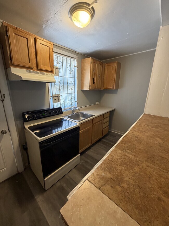 Photo - 3011 N Swanson St (Philadelphia, PA) House