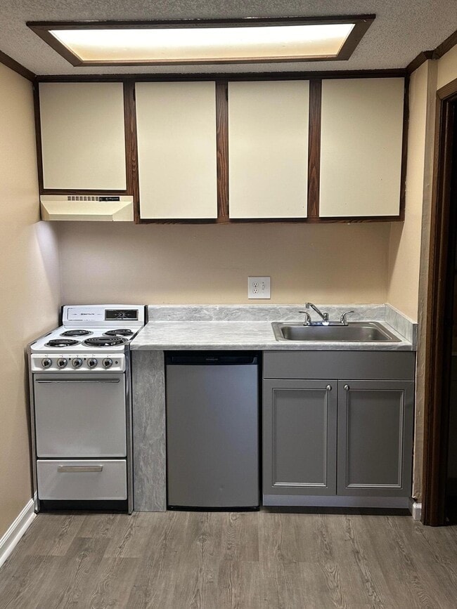 Building Photo - 3705 Adkisson Dr NW