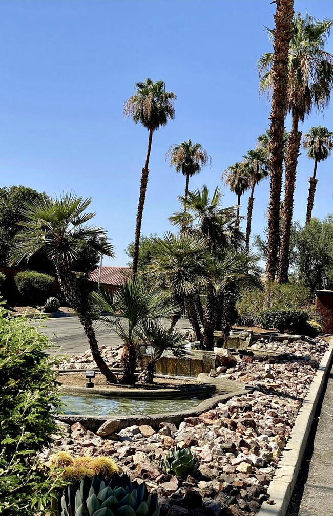 Building Photo - 41612 Aventine Ct