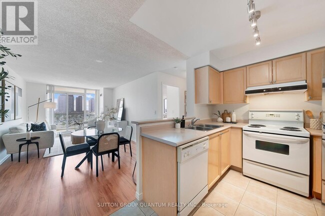 Building Photo - 2585 Erin Centre Blvd