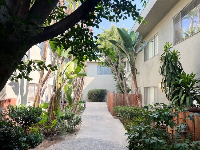 Building Photo - Addison Apartments