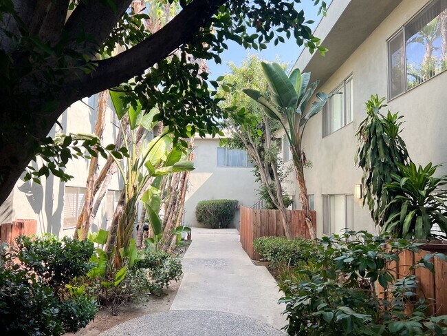 Foto del edificio - Addison Apartments