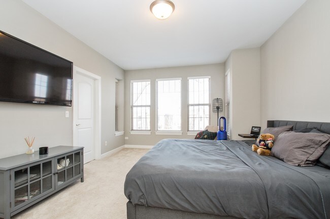 Foto del edificio - 6617 W 64th Pl