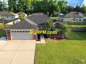Building Photo - 13 Mustang Dr