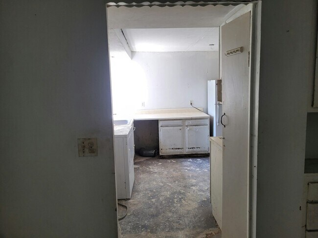 Foto del edificio - 1020 N Wesley St