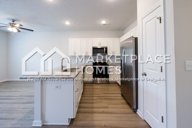 Foto del edificio - 3415 Briar Rose Ct