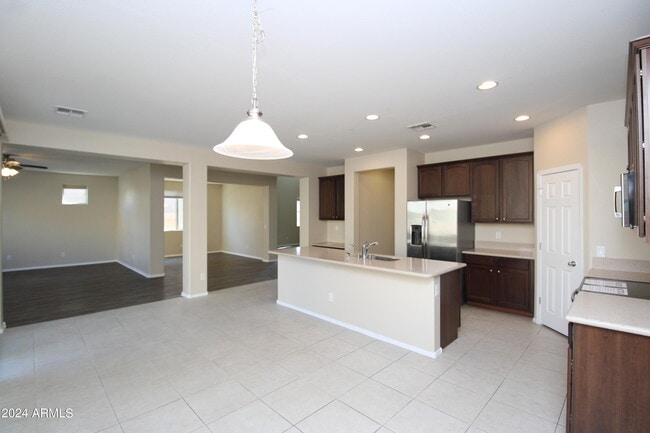 Building Photo - 2216 E Brigadier Dr
