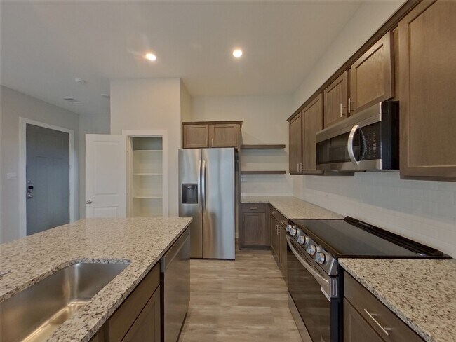 Building Photo - 22823 Terrazzo Dr