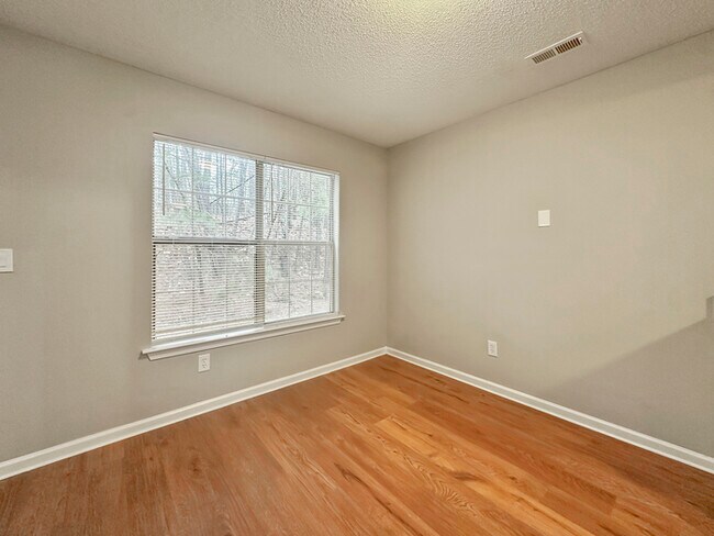 Foto del edificio - 1421 Isleworth Cir