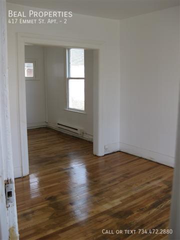 Building Photo - 417 Emmet St