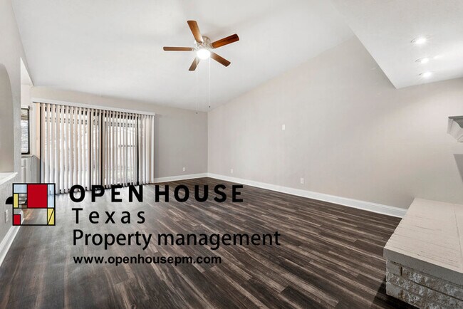 Foto del edificio - 928 Overdowns Dr, Plano