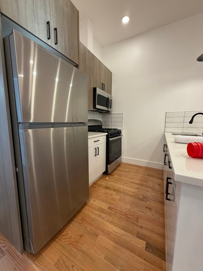 Building Photo - 224 Old Bergen Rd