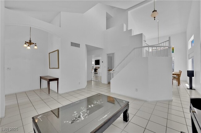 Foto del edificio - 2128 Desert Pines St