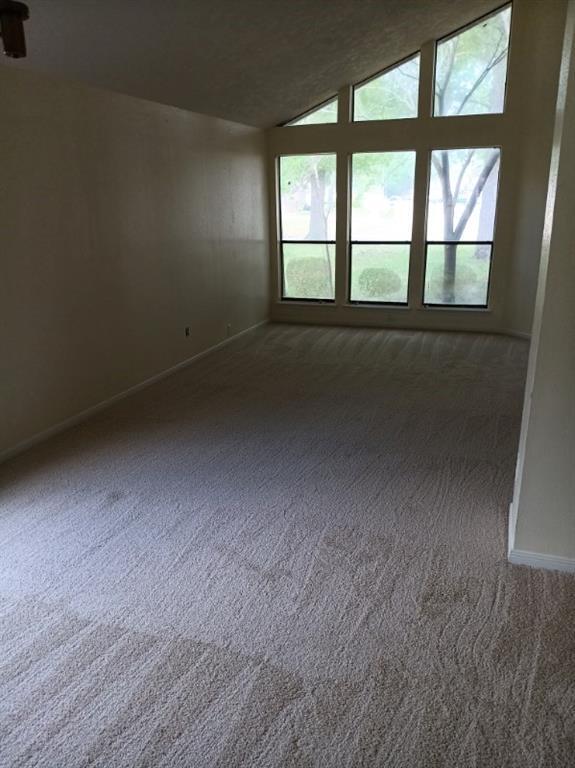 Building Photo - 10715 Spring Harvest Dr