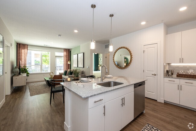 2BR, 2BA - 1,133SF - Kitchen - The Hayes