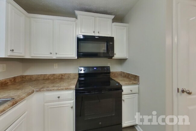 Foto del edificio - 1030 Weatherwood Pl NE