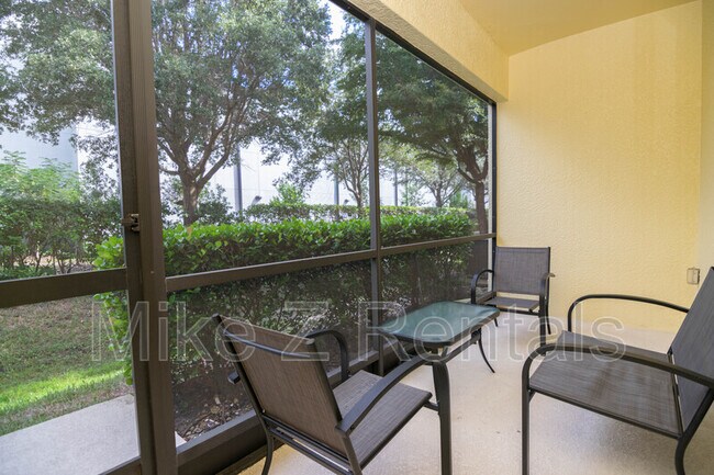 Foto del edificio - 4371 Lazio Way