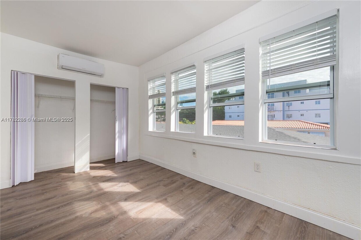 Foto principal - 501 SW 6th St