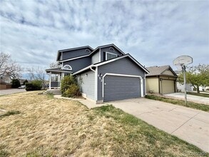 Building Photo - 652 Longfellow Ln