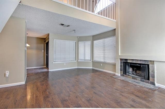 Building Photo - 4242 N Capistrano Dr