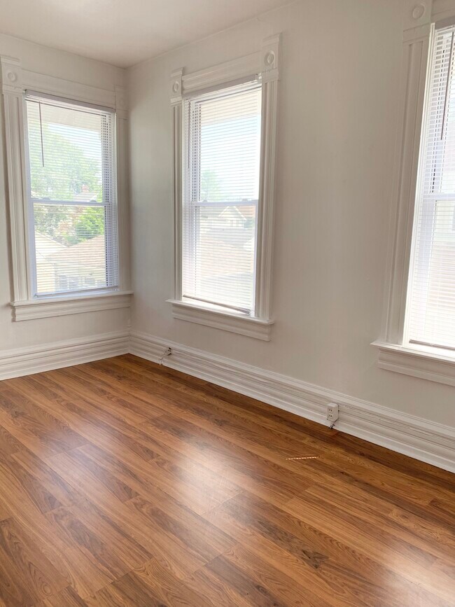 Foto del edificio - 434 E Whittier St