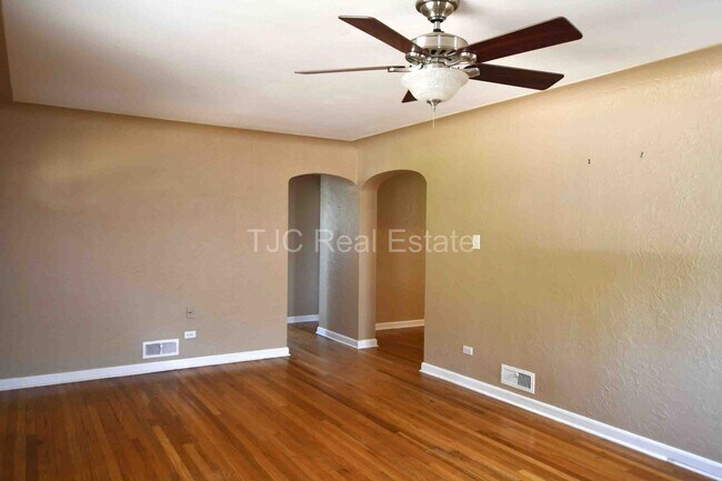 Foto del edificio - 798 Newport St