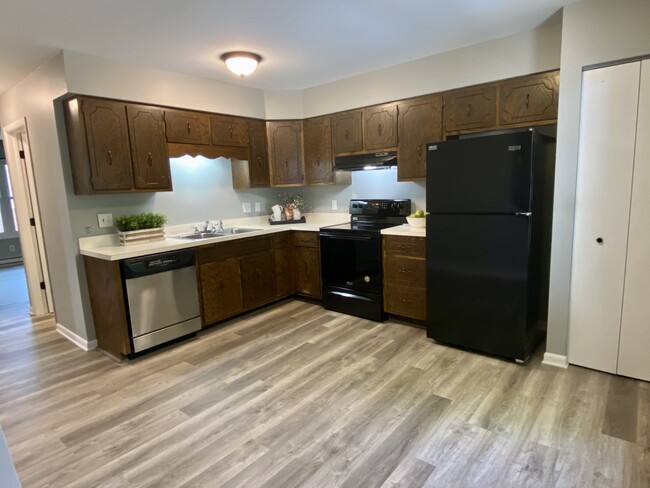 Foto del edificio - 24027 W Oak St