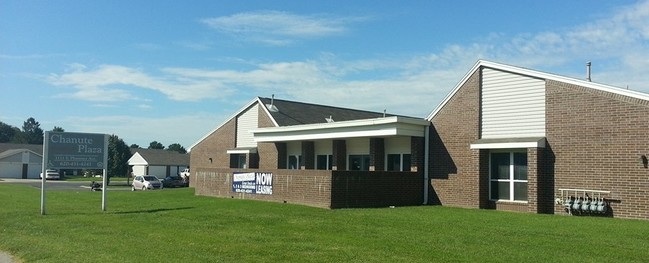 Building Photo - Chanute Plaza Apartments