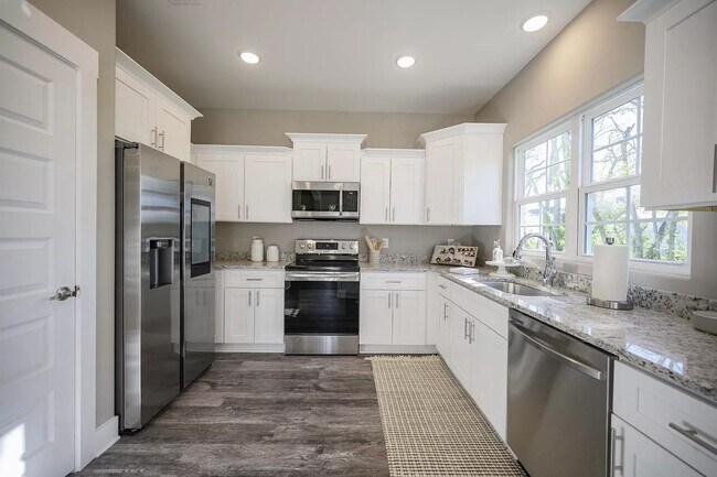 Foto del edificio - Available for immediate Move in